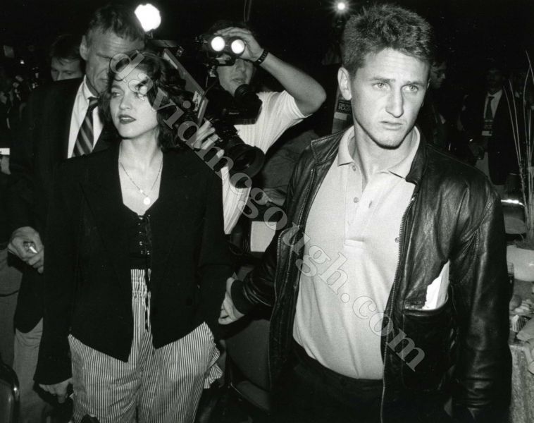 Madonna, Sean Penn 1988.jpg